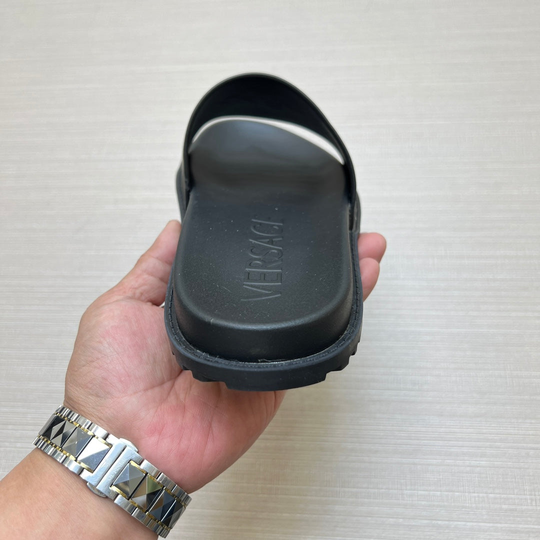 54V54ZDE Stylish slippers