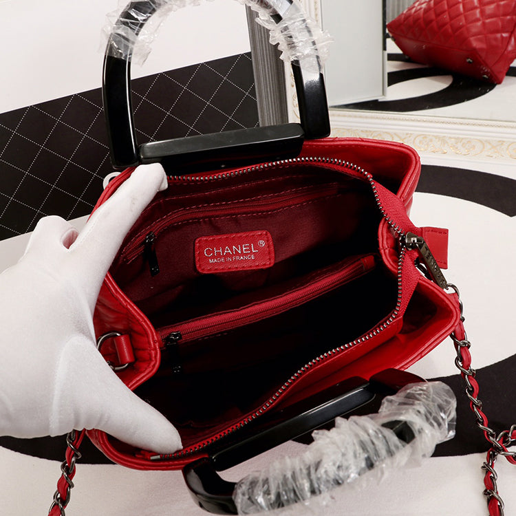 1C06BDE Stylish leather bag