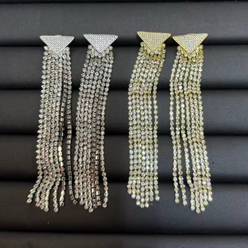 14PD934EDE Stylish Earrings