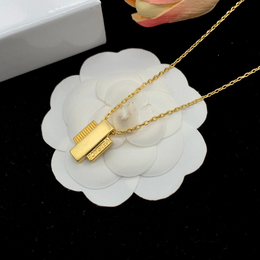 175RV79XDE Stylish Necklace