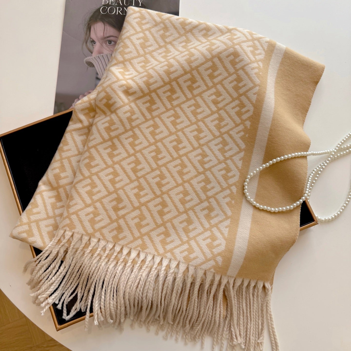 185ZF60WDE Stylish Winter Scarves