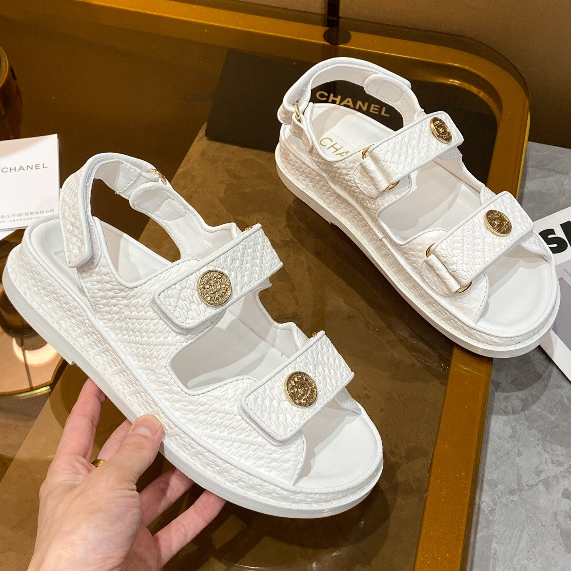 255QC49ZDE Stylish leather shoes