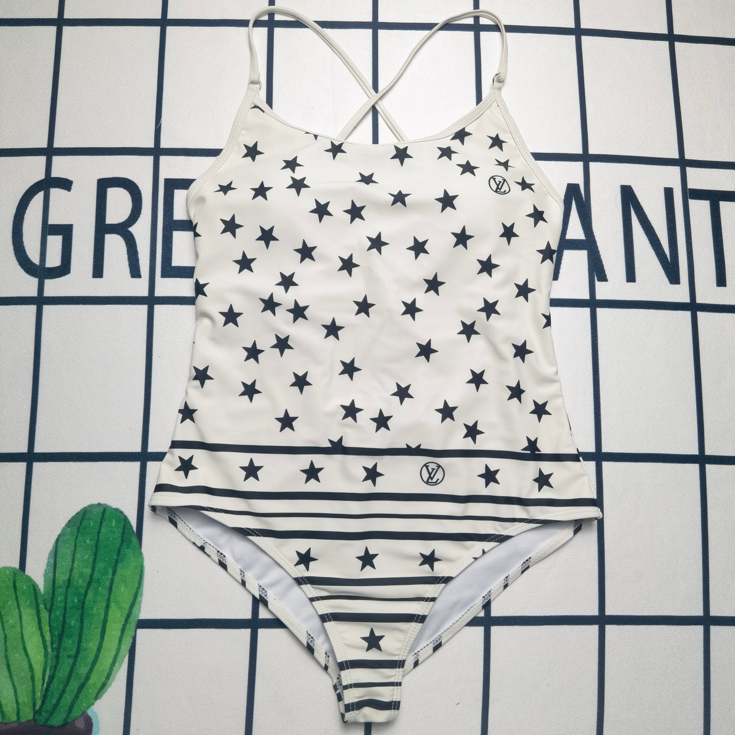14E134YDE Stylish Bikini swimsuit