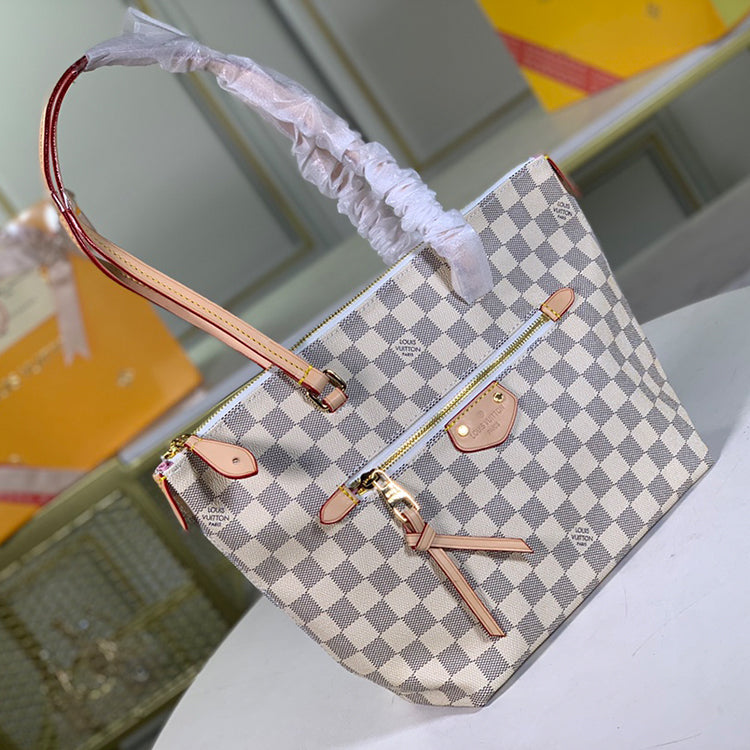 1E001BDE Stylish leather bag