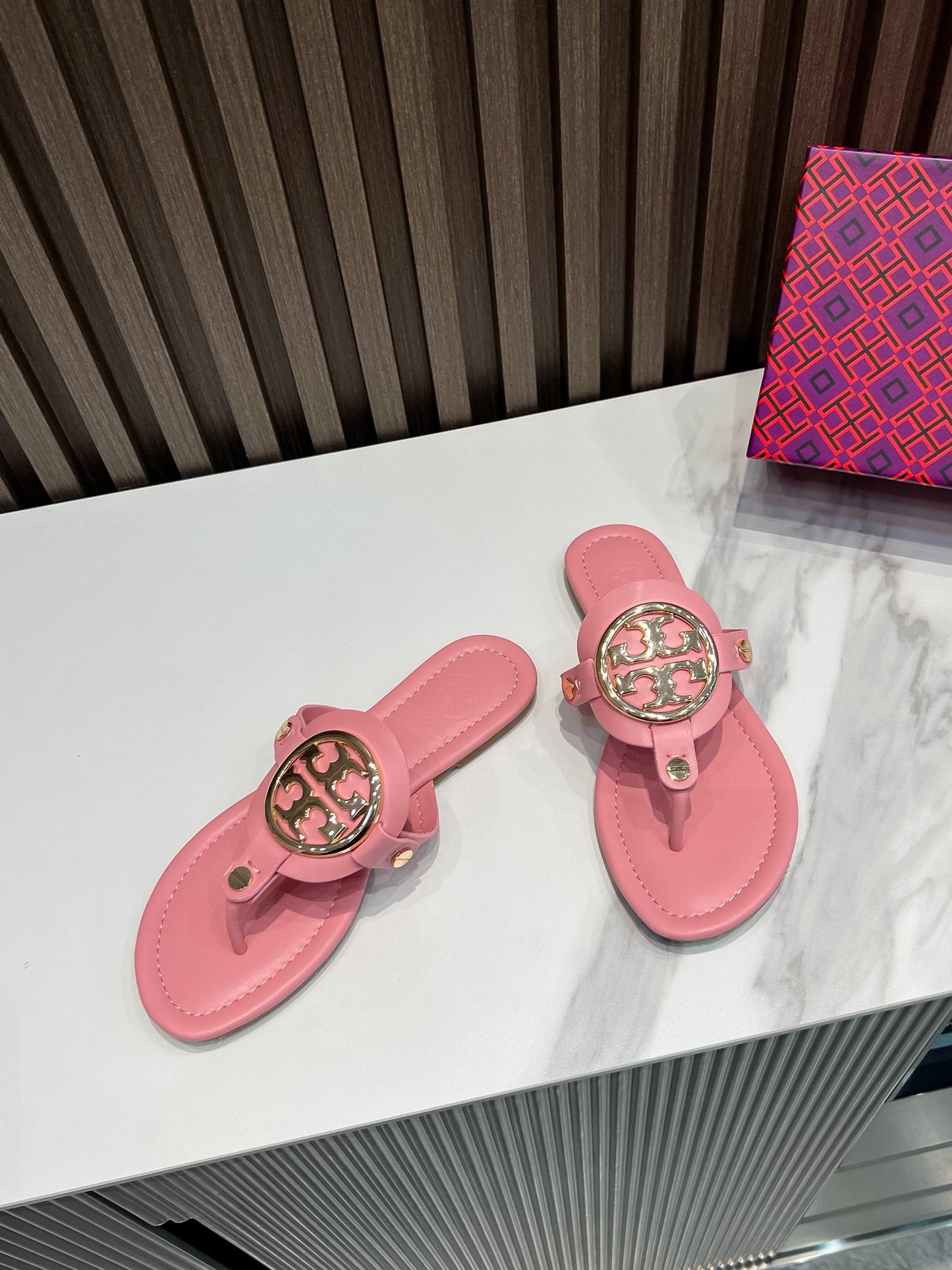 255QA34ZDE Stylish leather shoes