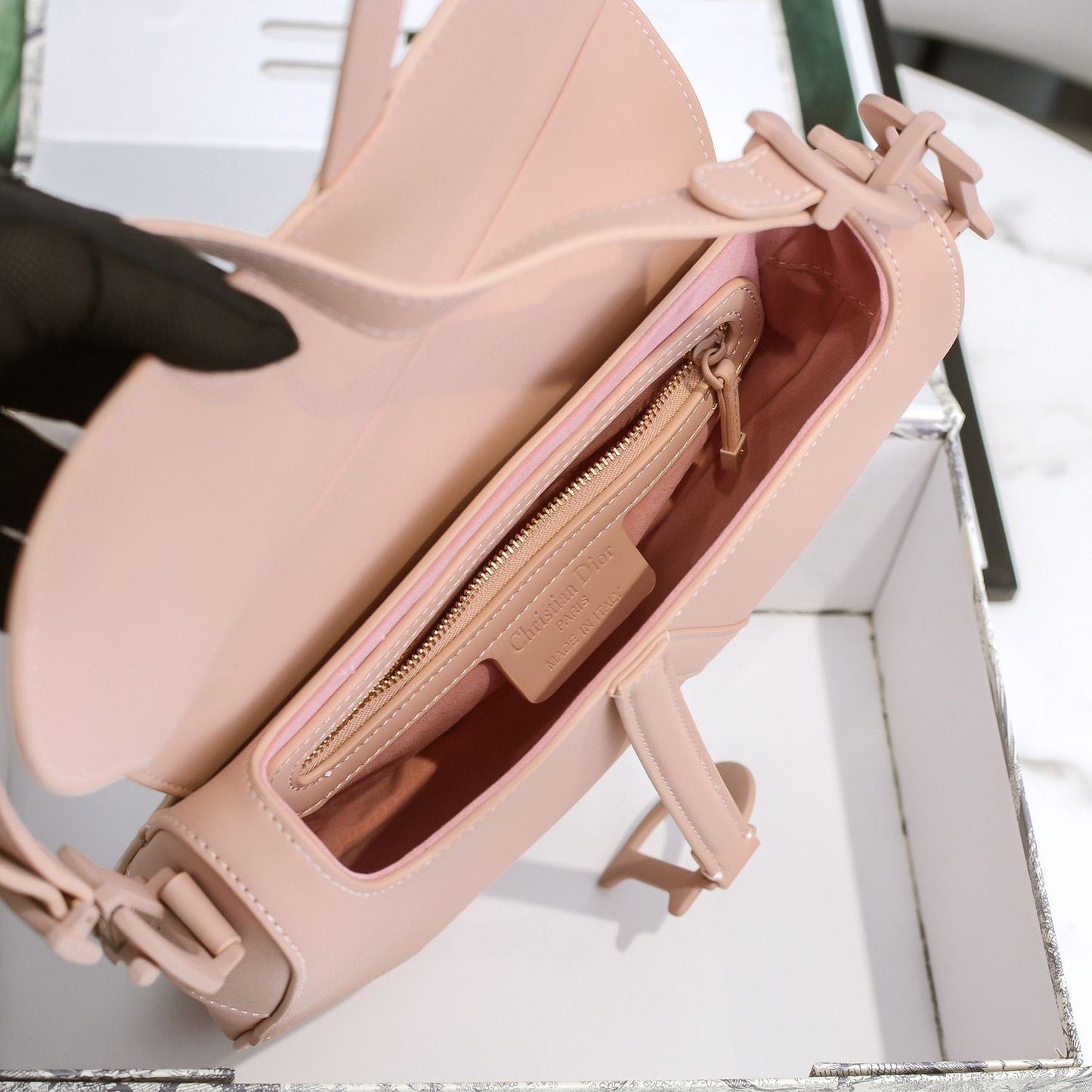 5D10BDE Stylish leather bag