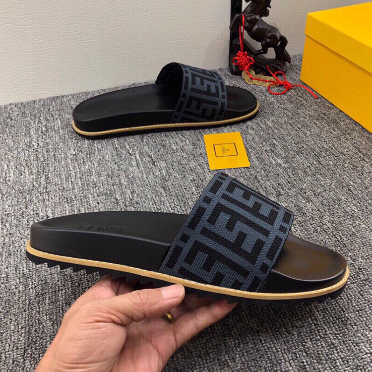 5F1ZDE Stylish Slippers