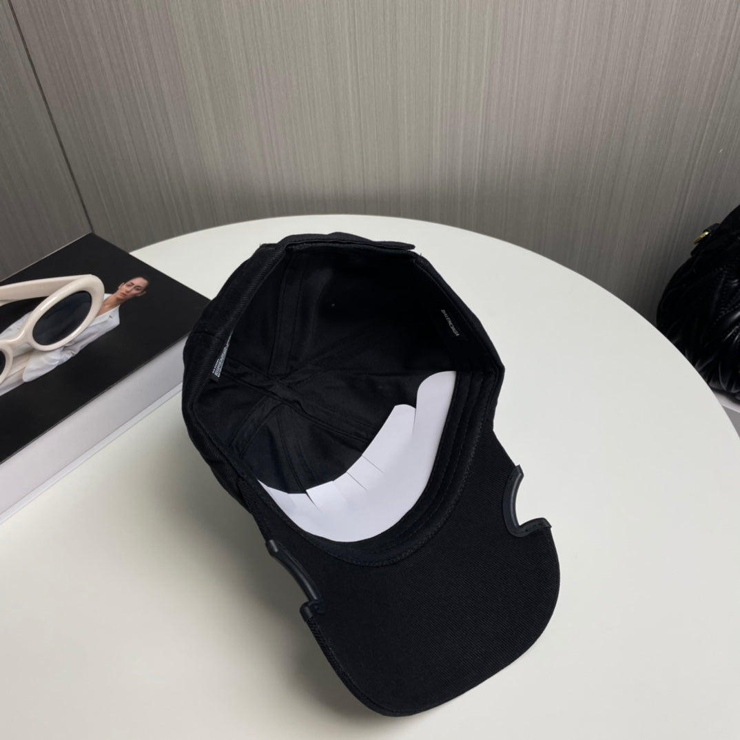 125ZJ513MDE Stylish hats
