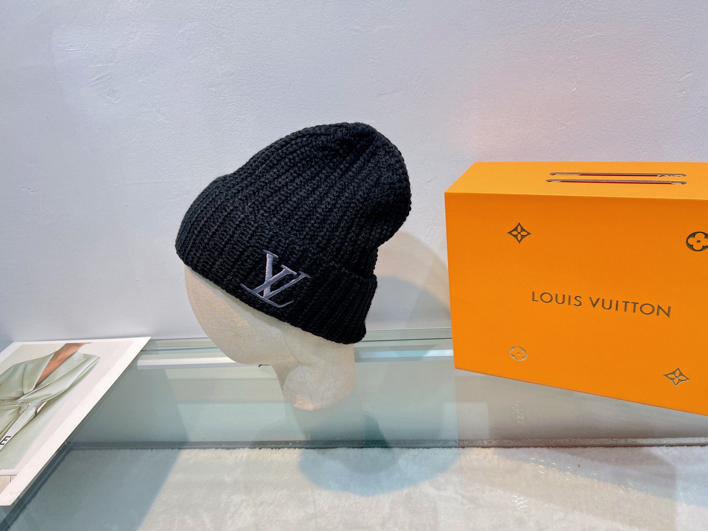 125ZE500MDE Stylish hats