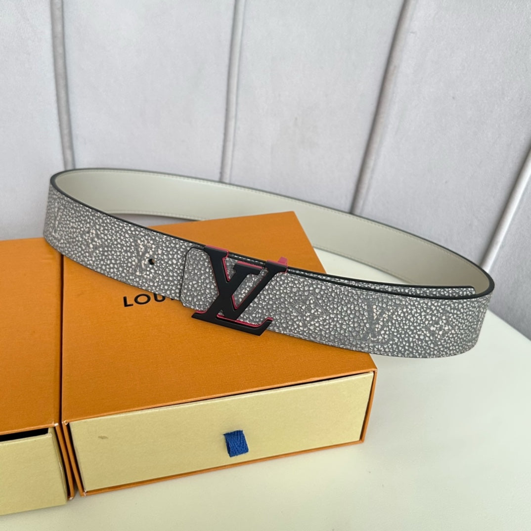 14B11PDE Stylish High quality belt With full package