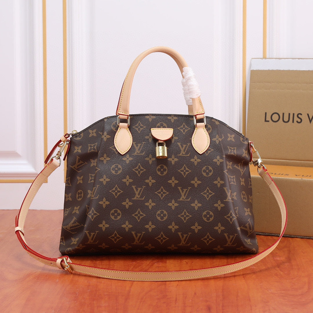 2XE126BDE Stylish leather bag