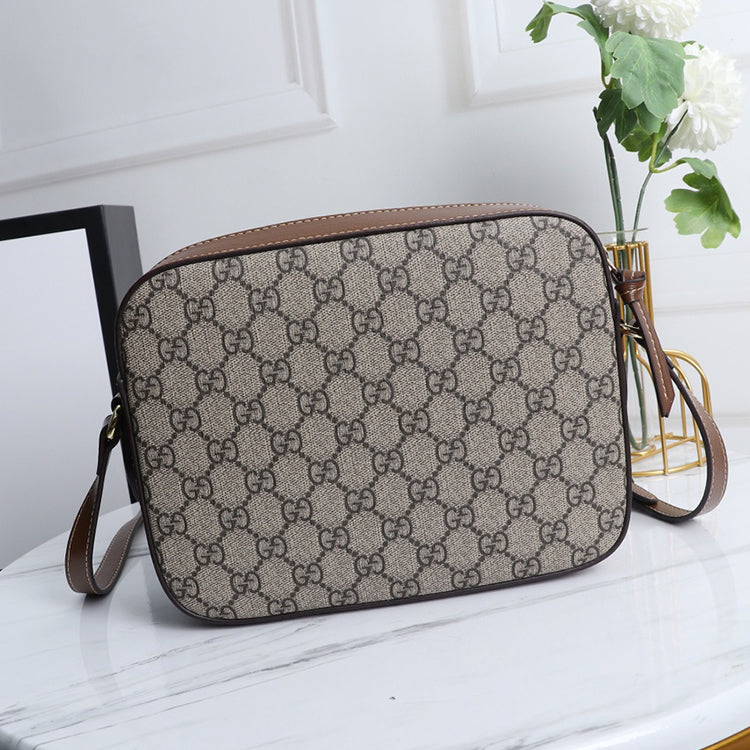 AB024BDE Stylish leather bag