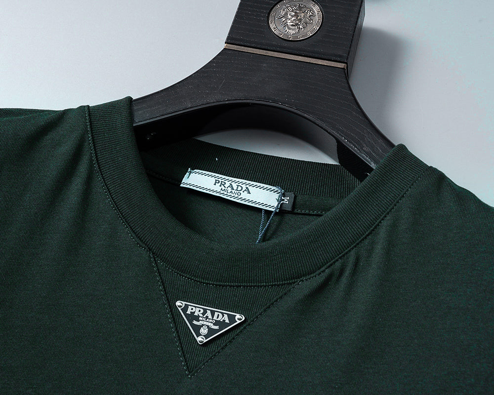 125WP67UDE Stylish T-shirts