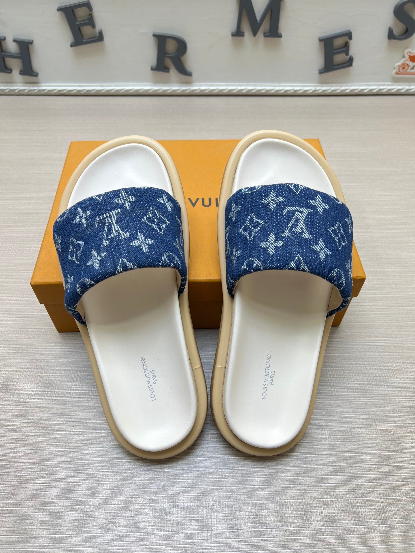 535ZE302ZDE Stylish Slippers