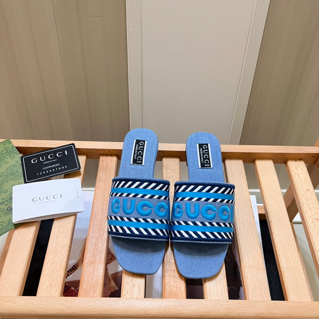 14B6ZDE Stylish Slippers