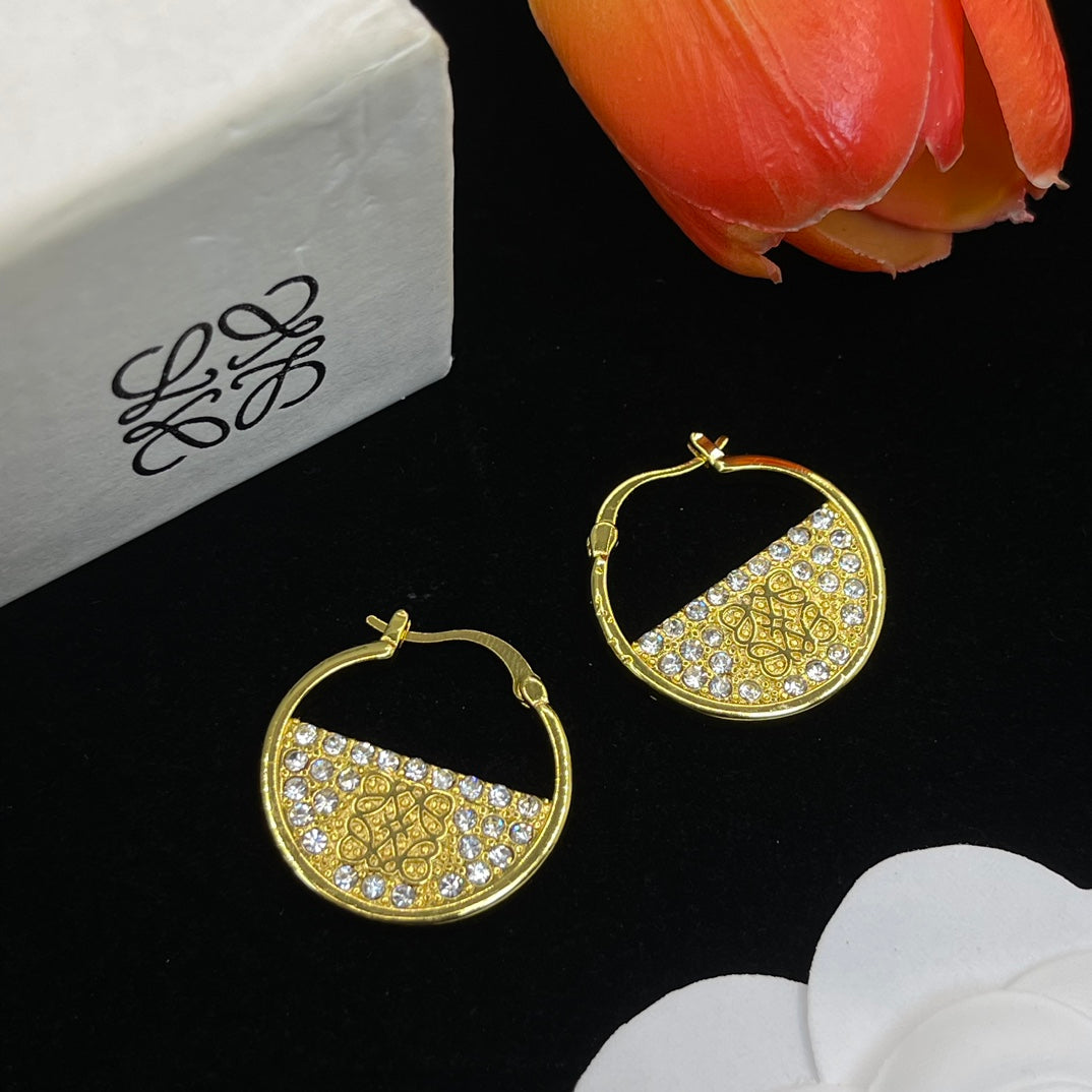 14A757EDE Stylish Earrings
