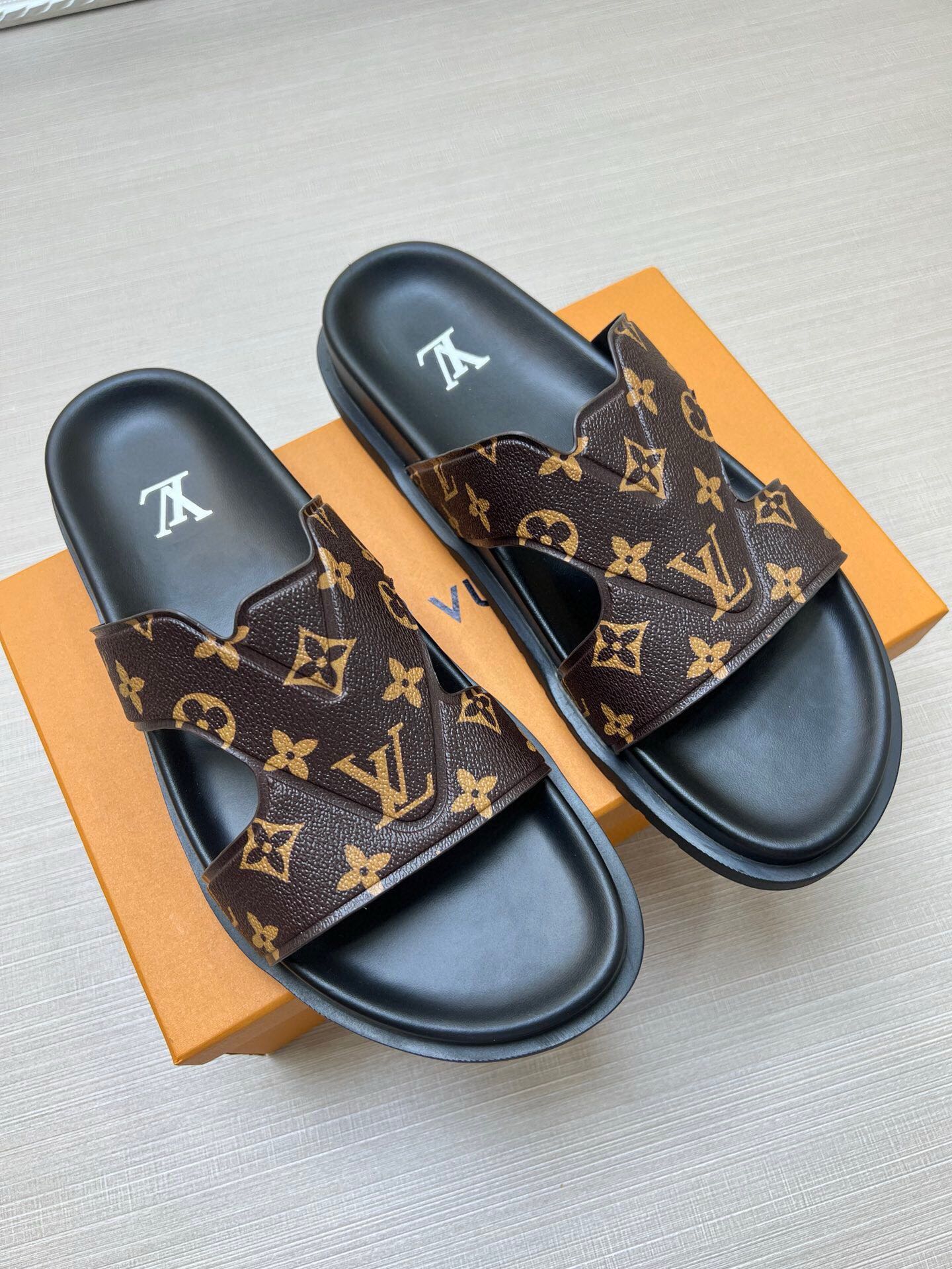 5LE228ZDE Stylish Slippers