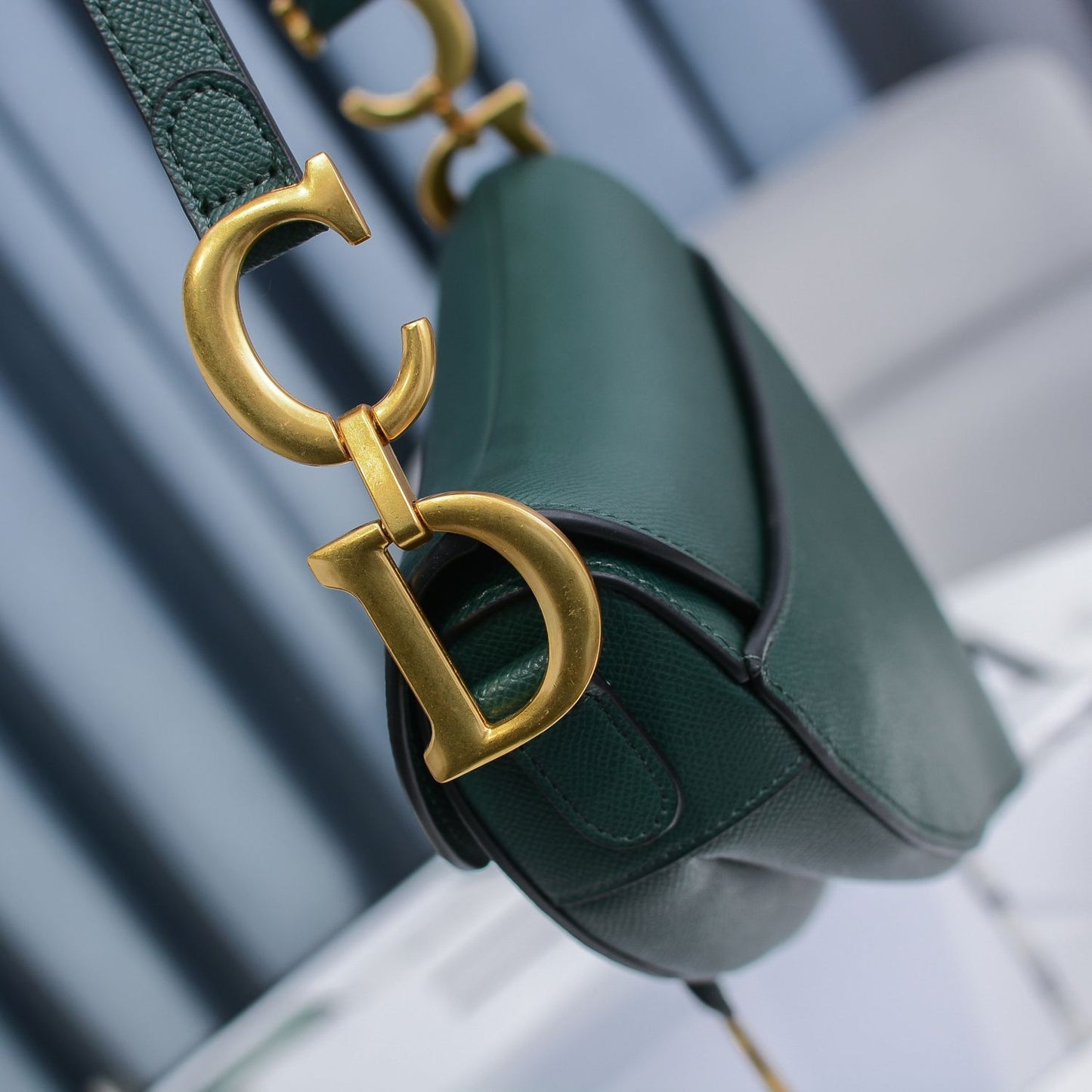5E15BDE Stylish leather bag