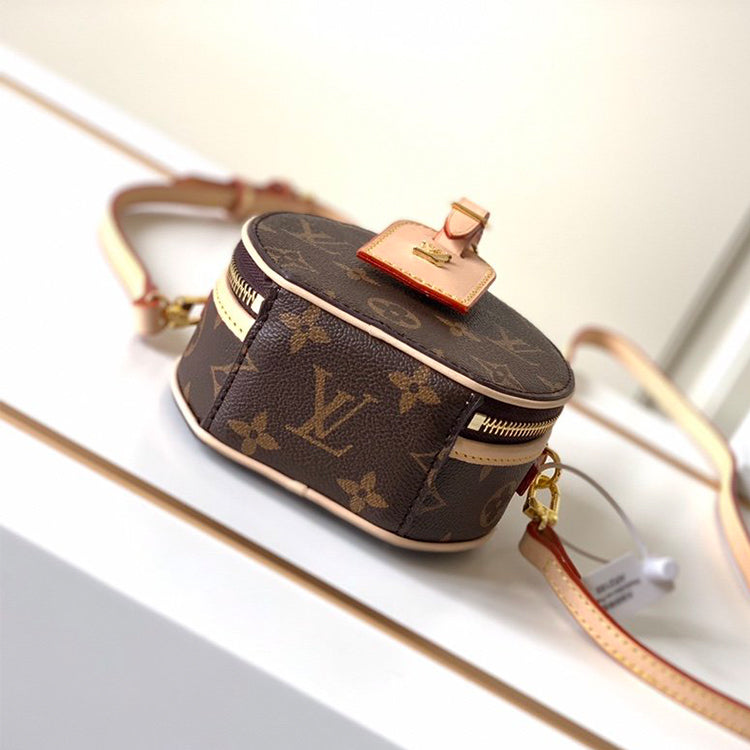 1E17BDE Stylish leather bag