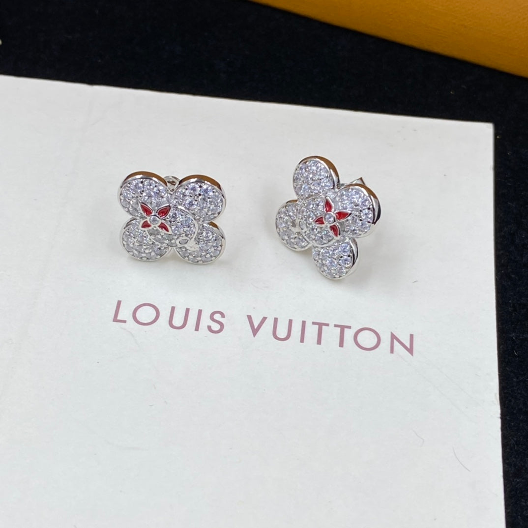 14E705EDE Stylish Earrings