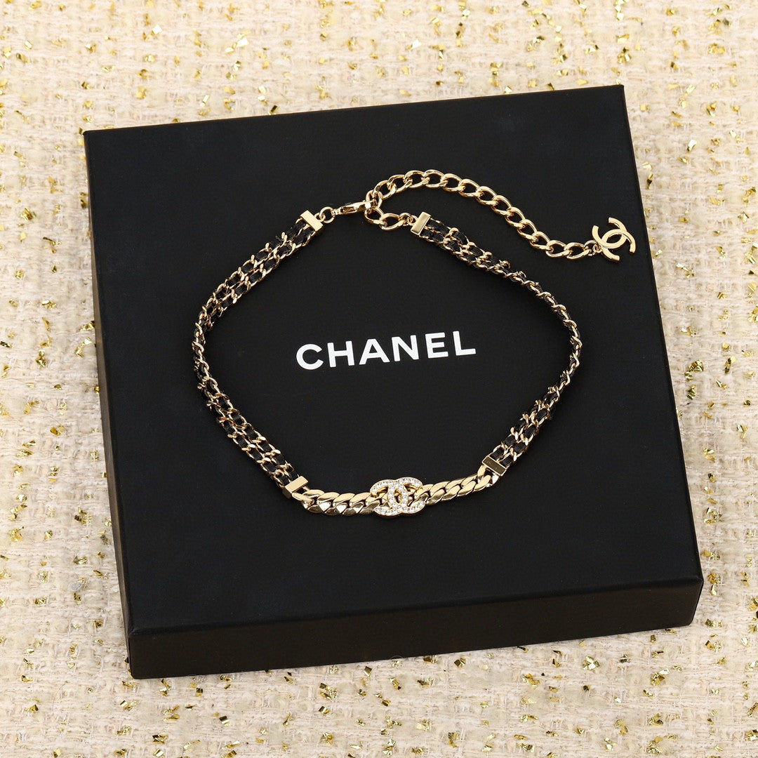 175RC89XDE Stylish Necklace