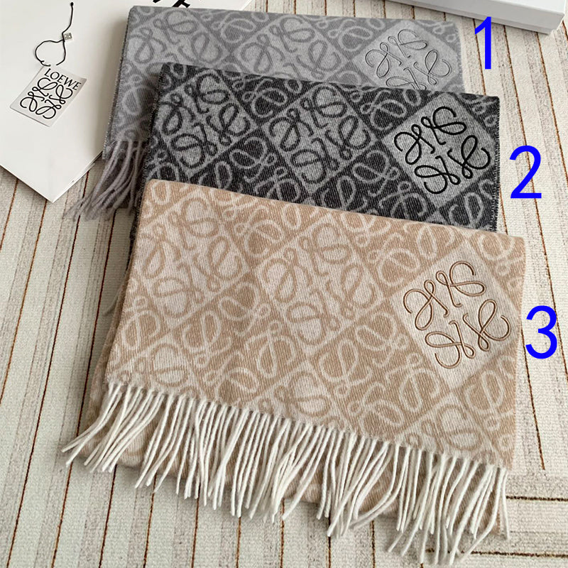 185ZA19WDE Stylish Winter Scarves