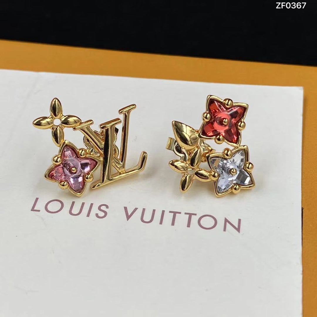 1E253EDE Stylish Earrings