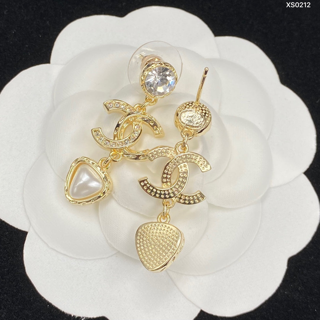 1YC172EDE Stylish Earrings