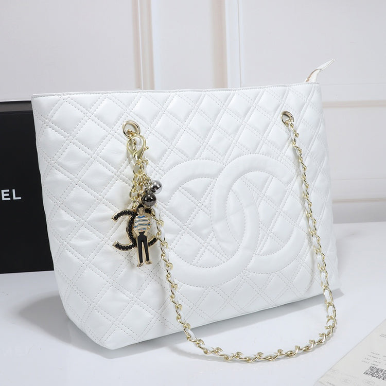 55C2BDE Stylish leather bag