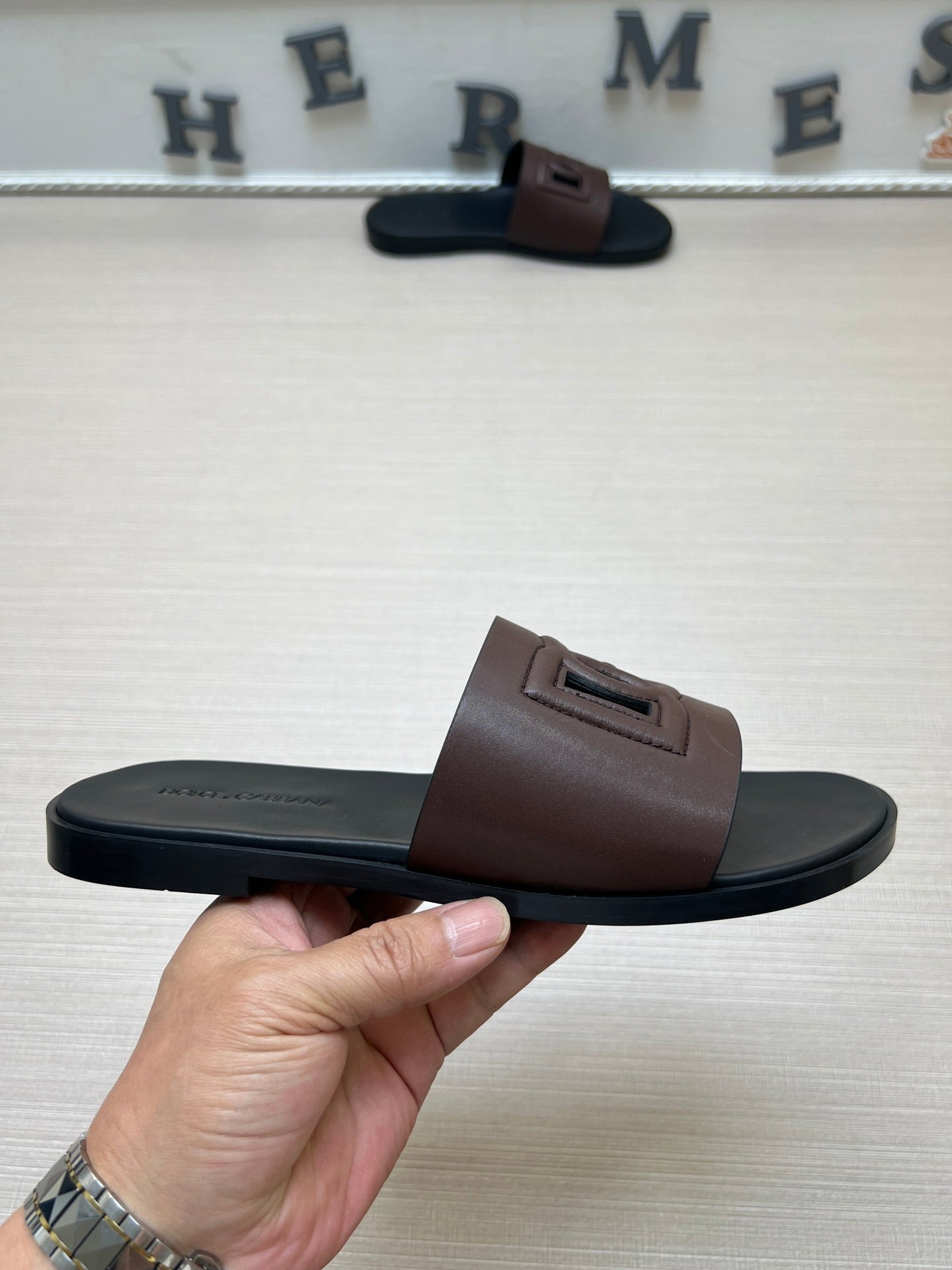 54A63ZDE Stylish slippers