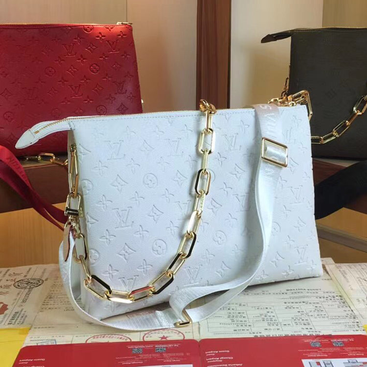 2E42BDE Stylish leather bag