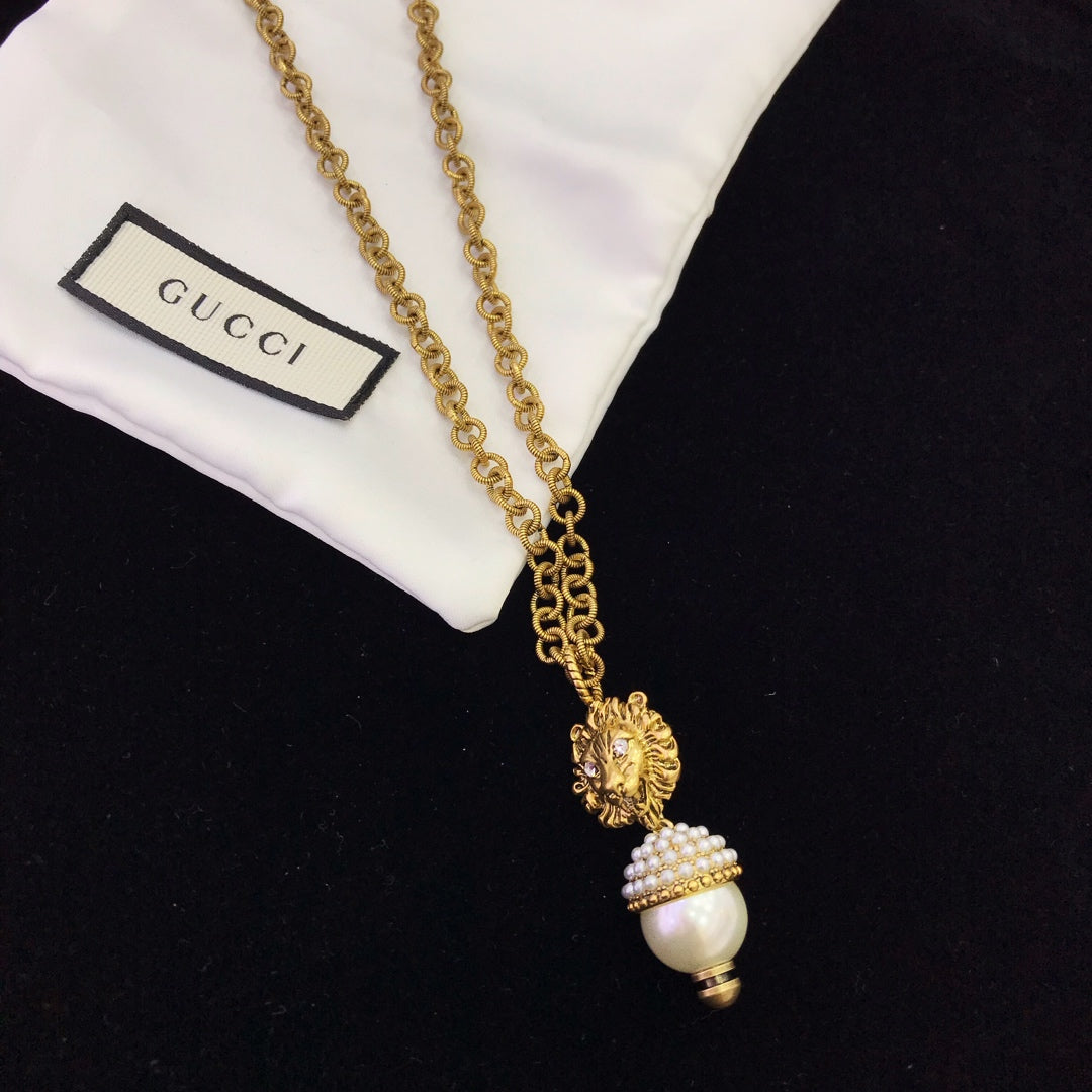 175RB95XDE Stylish Necklace