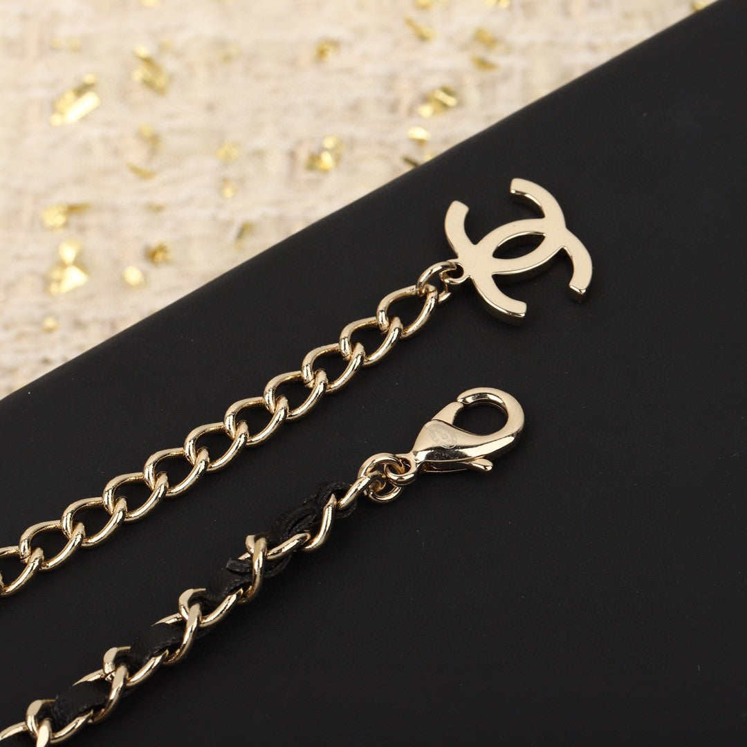175RC91XDE Stylish Necklace