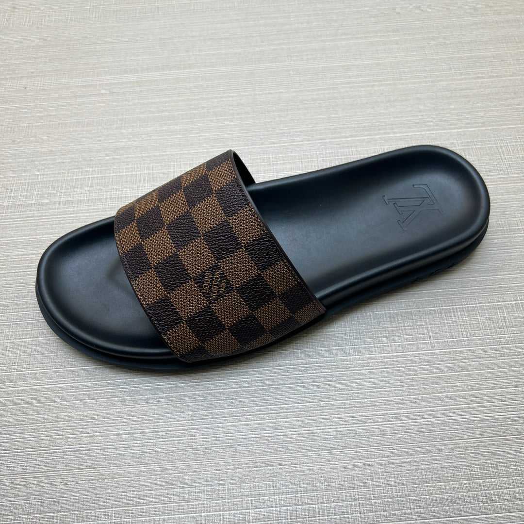 54E60ZDE Stylish slippers