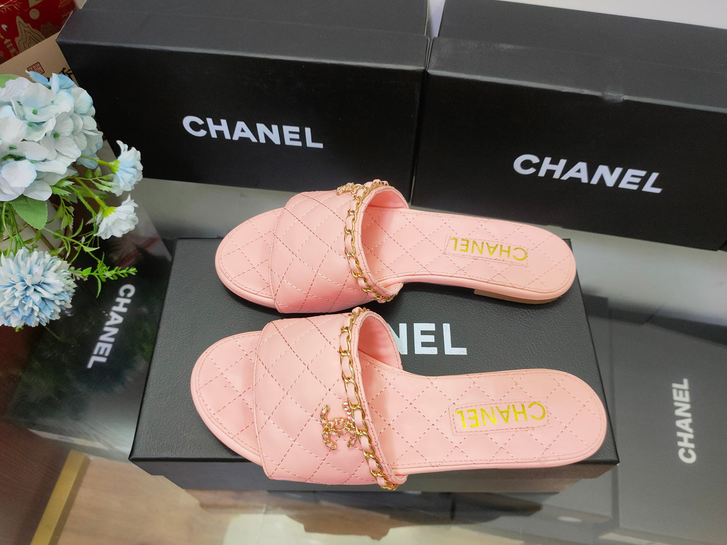 14C29ZDE Stylish slippers