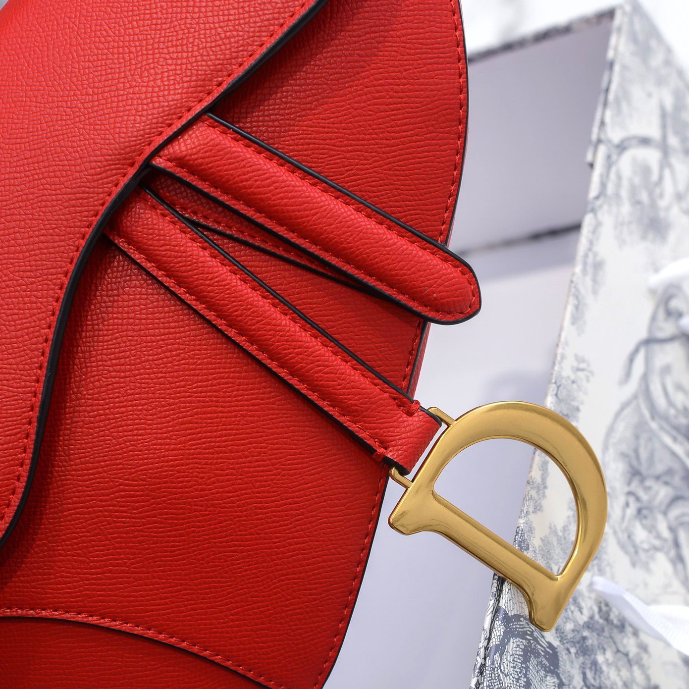 5E15BDE Stylish leather bag