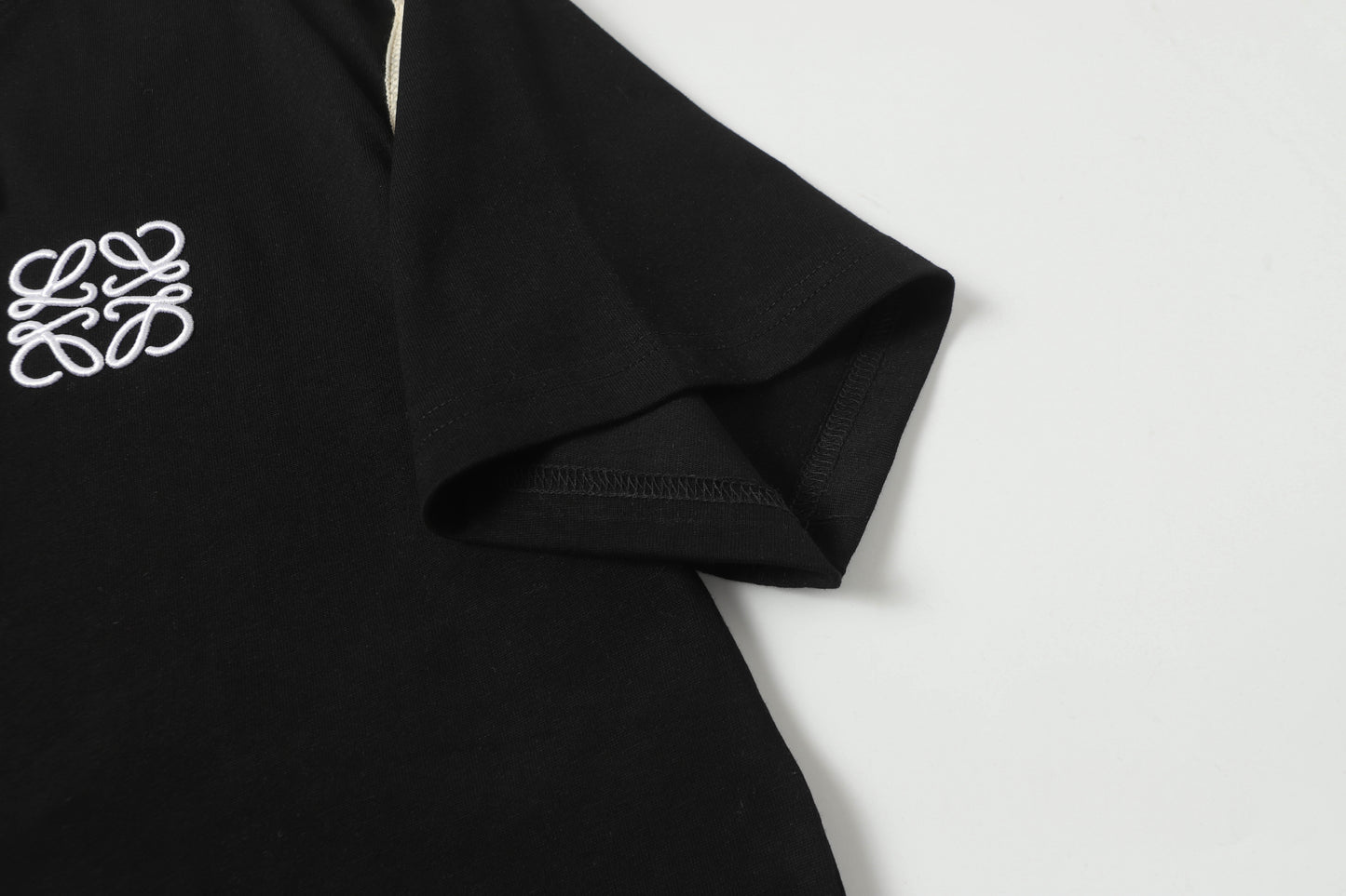 145RA162UDE Stylish T-shirt