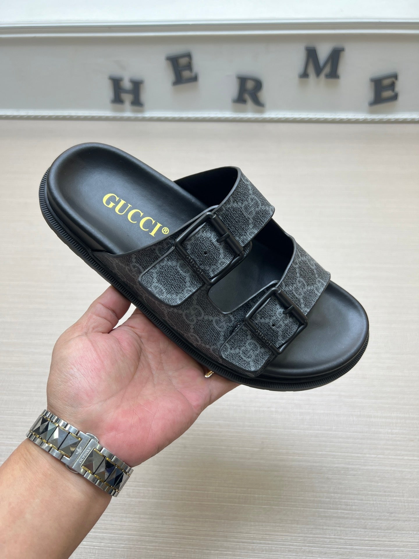 54B92ZDE Stylish slippers