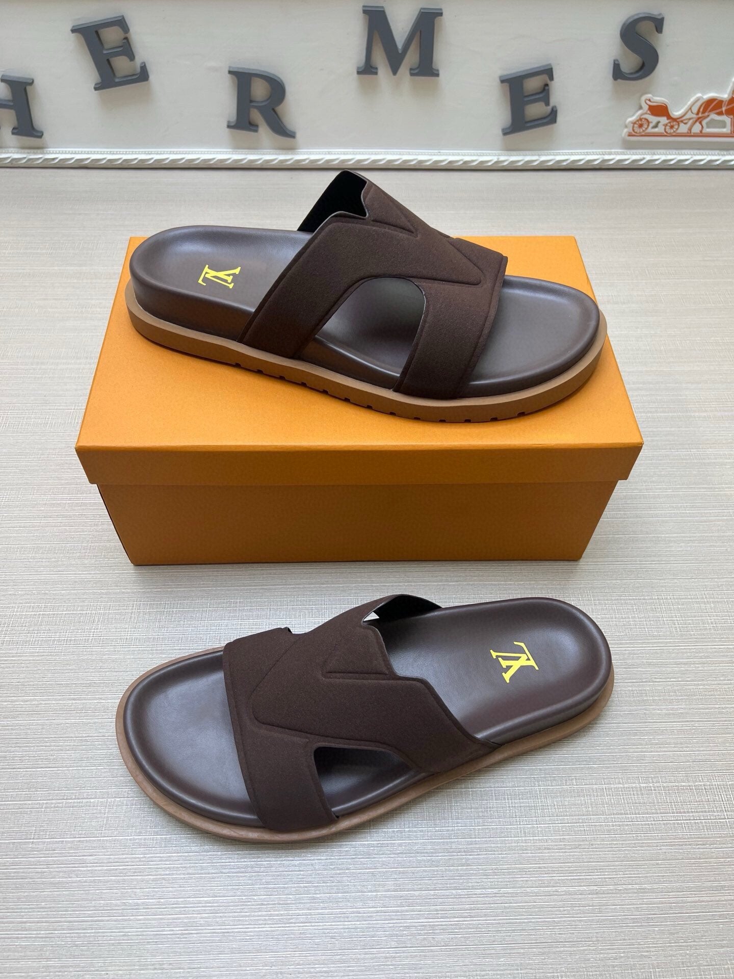 5LE229ZDE Stylish Slippers