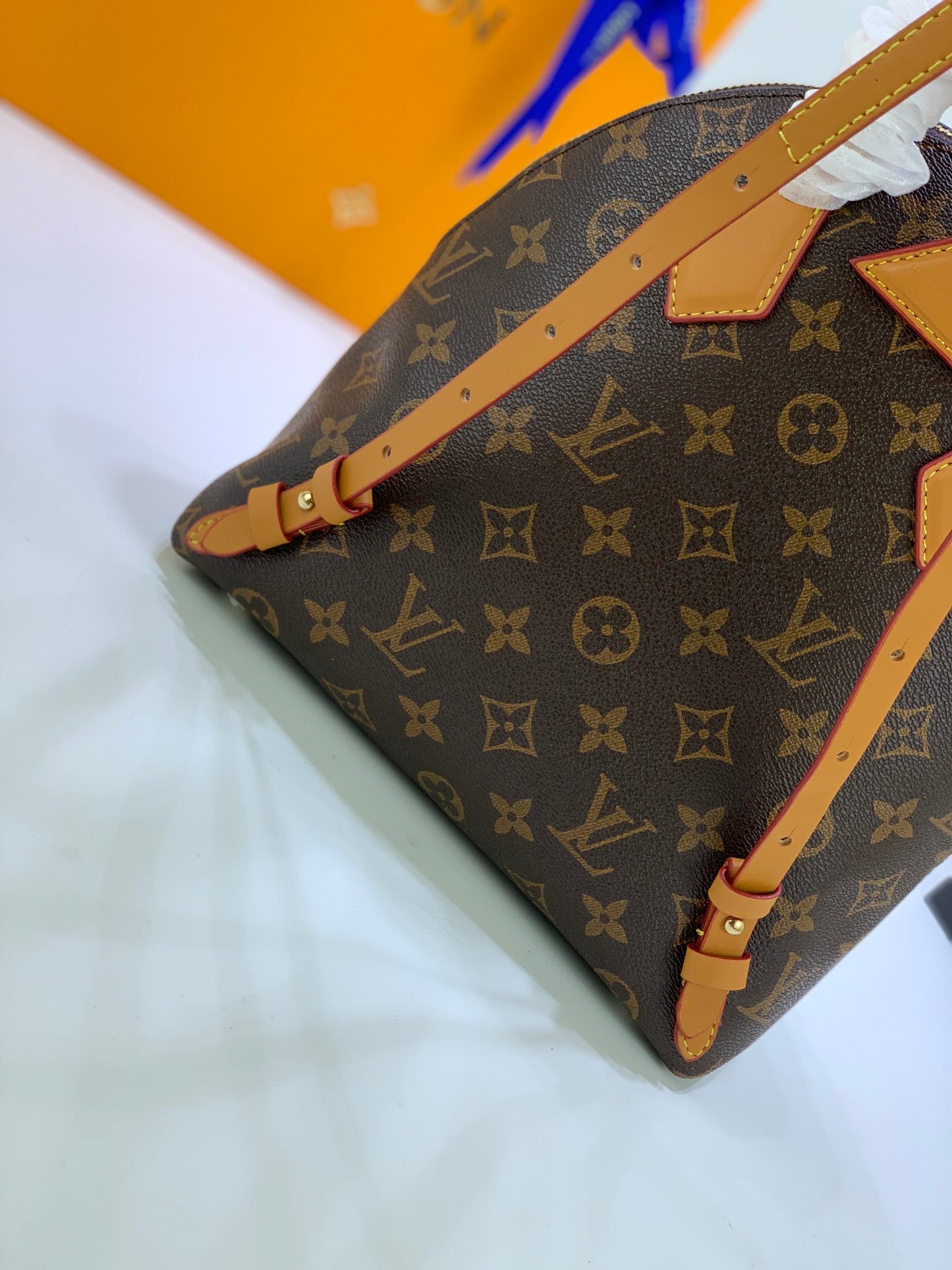 2XE347BDE Stylish leather bag