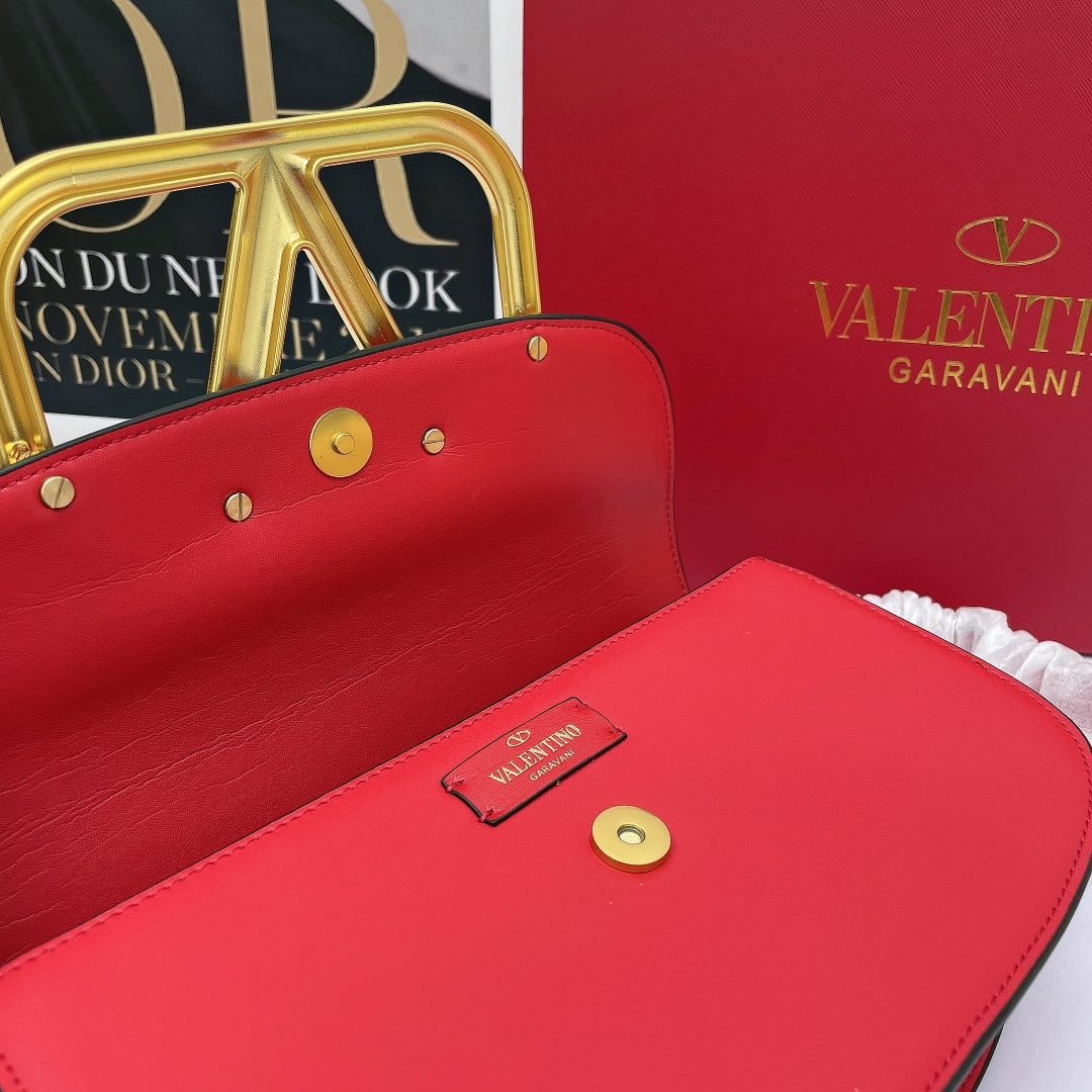 5A45BDE Stylish leather bag