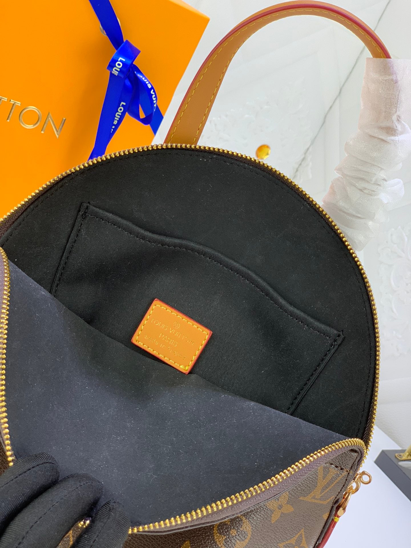 2XE347BDE Stylish leather bag