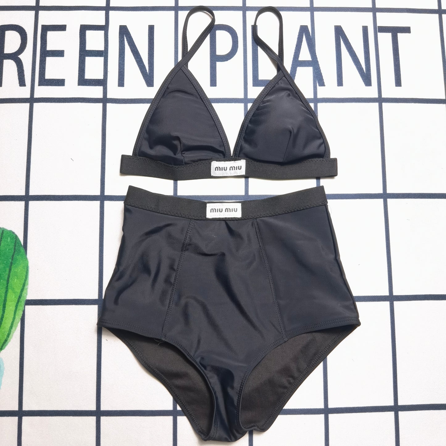 14A253YDE Stylish Bikini swimsuit