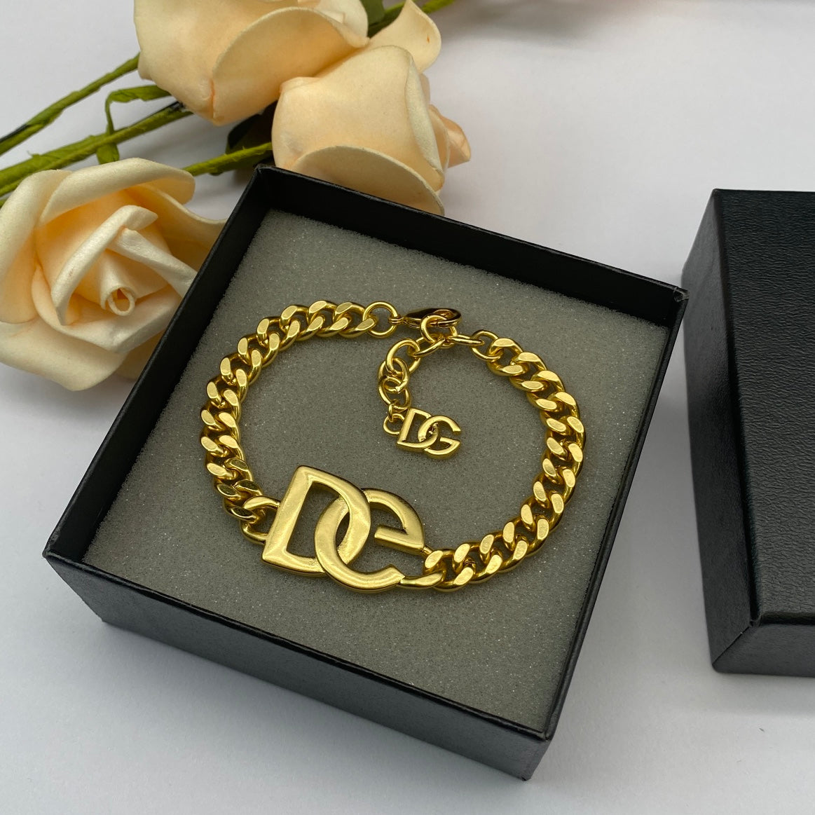 15NA5XDE Stylish Bracelets Necklaces