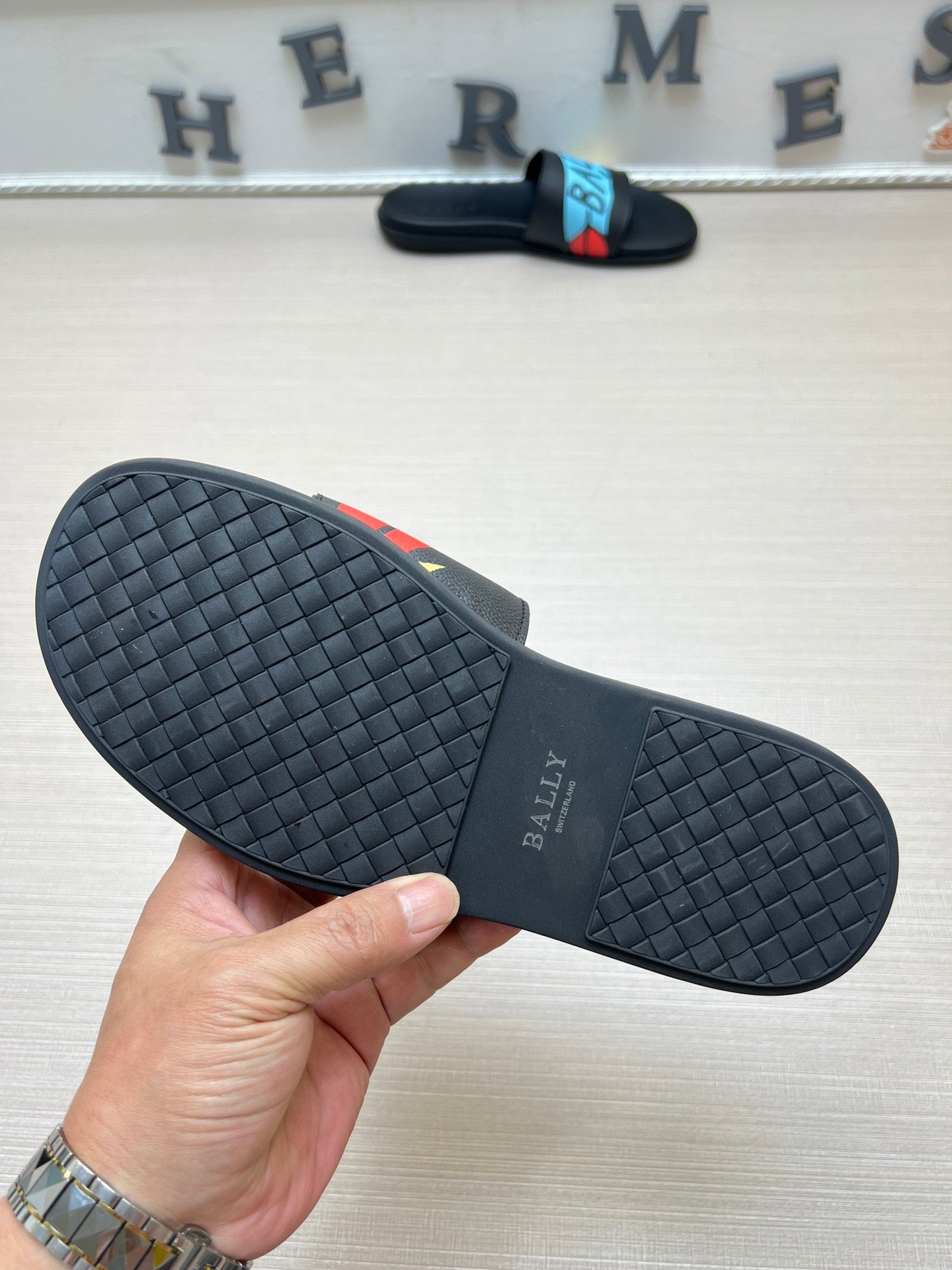 54A62ZDE Stylish slippers