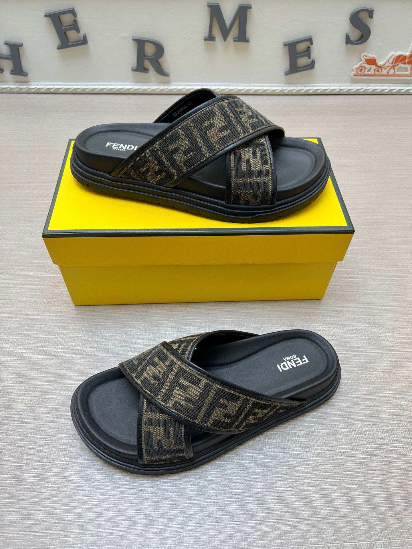 5LF224ZDE Stylish Slippers