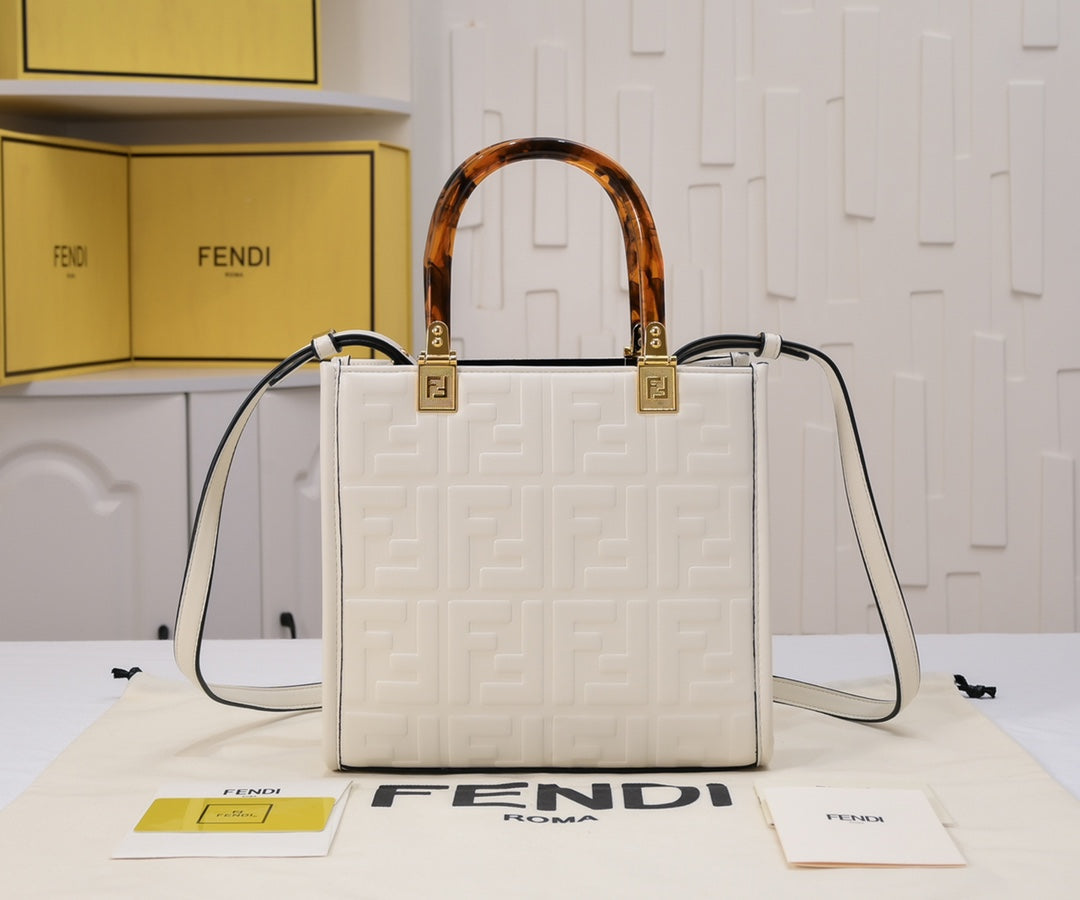 2XF23BDE Stylish leather bag