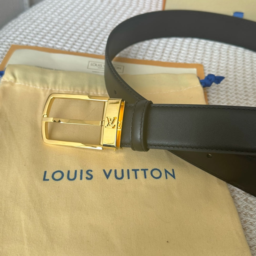 14E134PDE Stylish High quality belt With full package