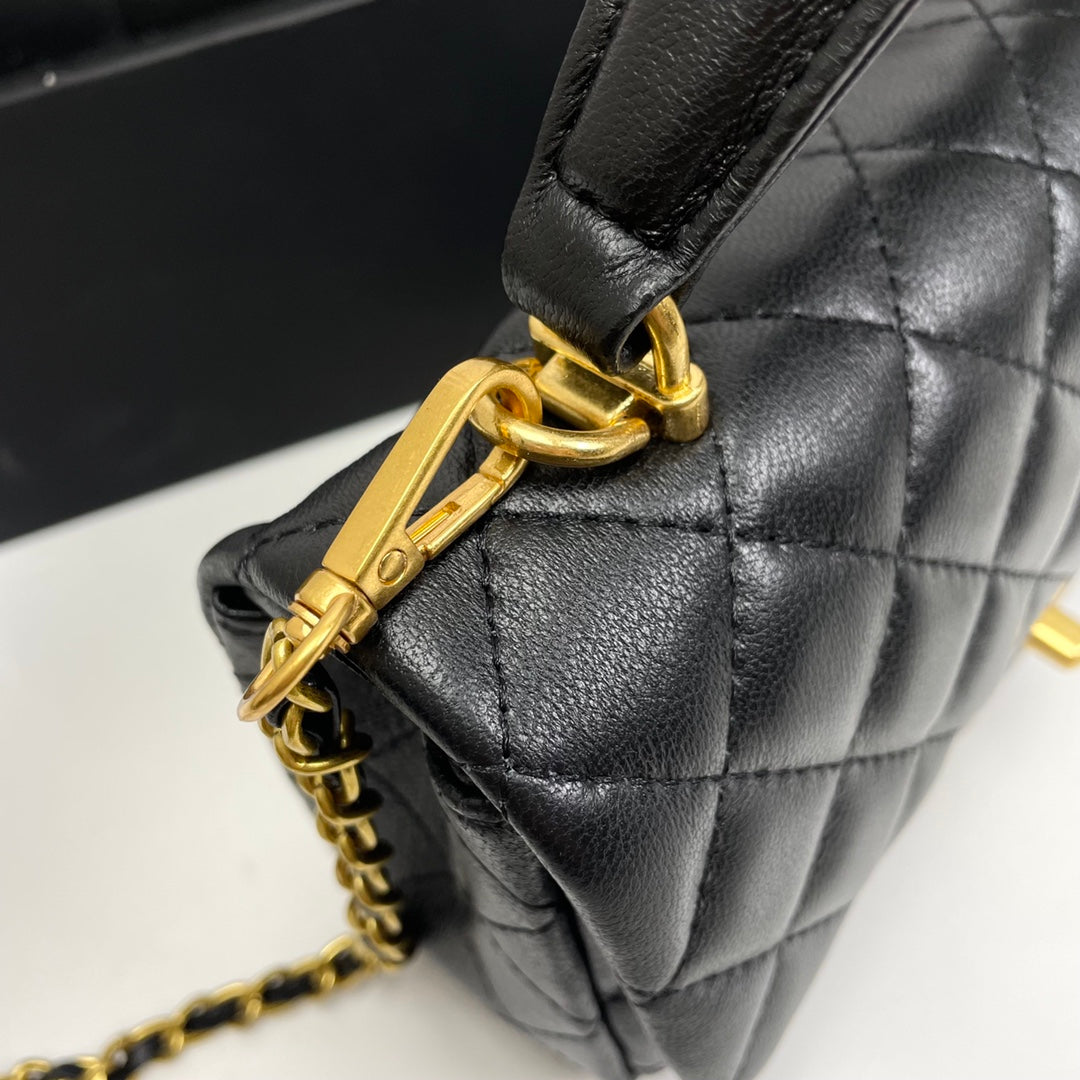 1XC23BDE Stylish leather bag