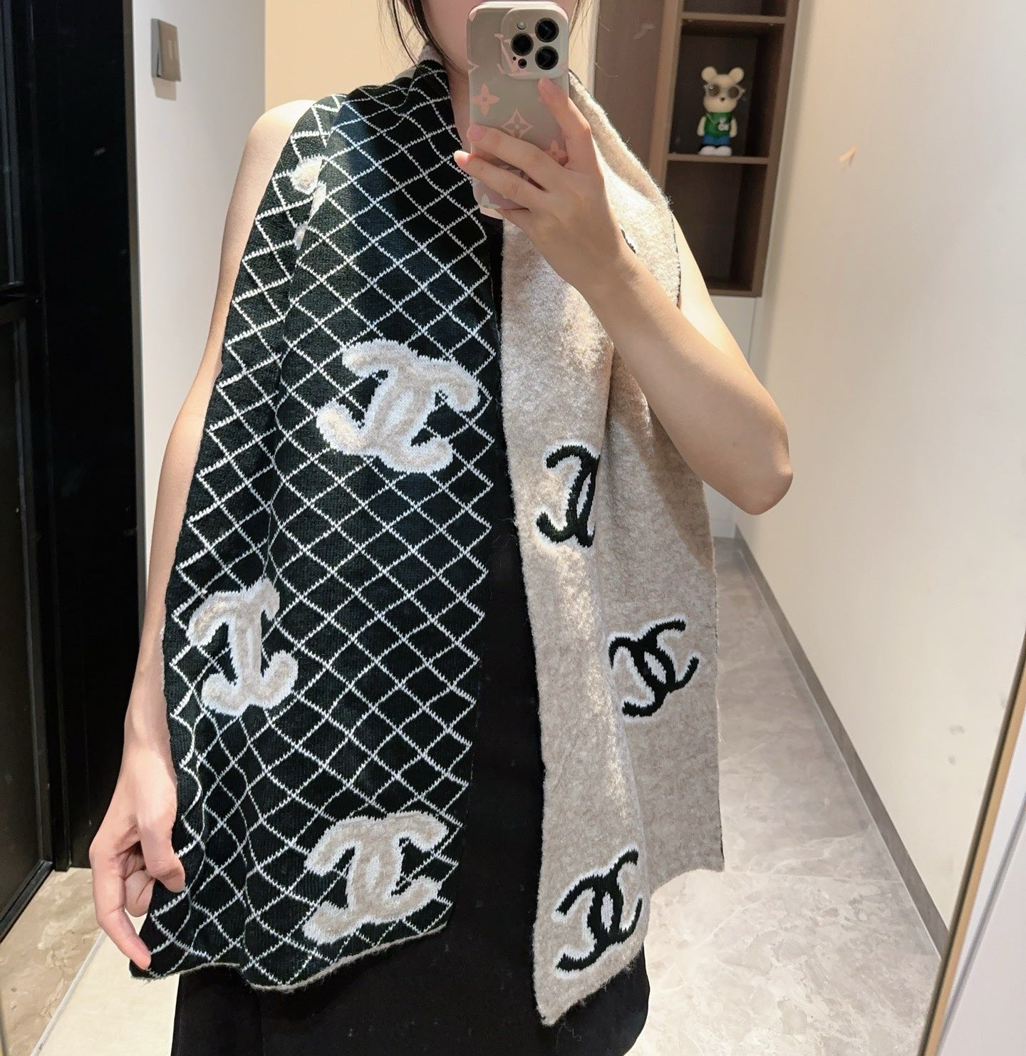 185ZC74WDE Stylish Winter Scarves